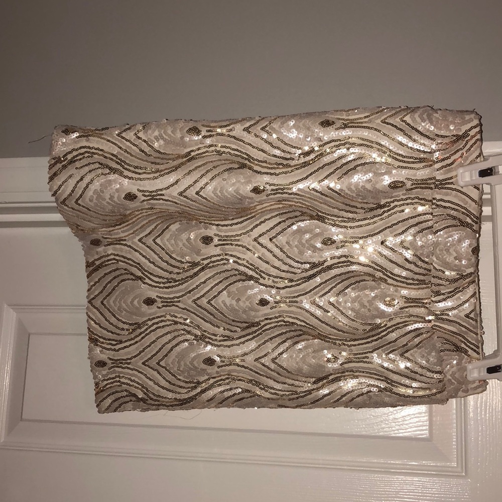 Gorgeous shimmery skirt from Windsor